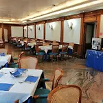 Mondial Hotel