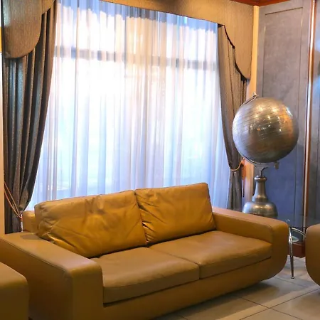 Mondial Hotel
