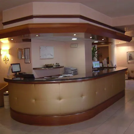 Mondial Hotel