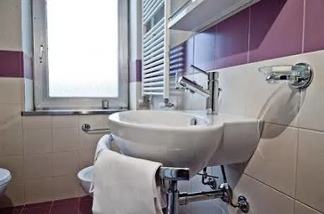 Mondial Ξενοδοχείο