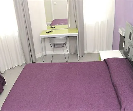 Mondial Hotel 3*