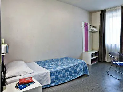 Hotel Mondial 3*